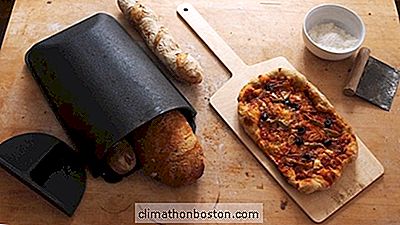 https://www.climathonboston.com/img/advice-2018/fourneau-bread-oven-helps-you-bake-perfect-loaf.jpg