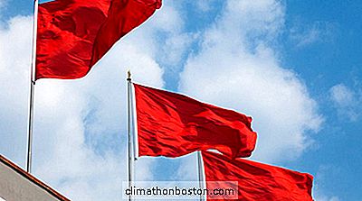 6 Tärkeitä Sopimusehtoja, Joiden Pitäisi Nostaa Punainen Lippu
